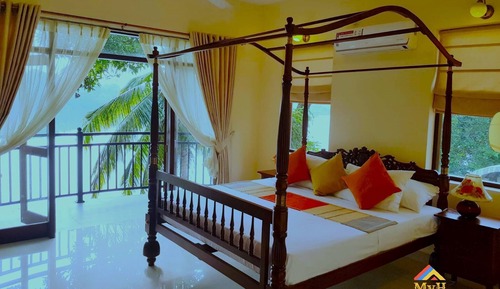 Villa, 5 habitaciones, fumadores, piscina privada