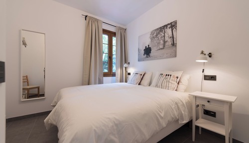 Apartamento clásico, 2 camas individuales, baño privado, vistas al parque