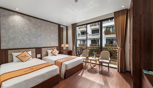 Habitación de lujo con 2 camas individuales, balcón, vistas a la ciudad