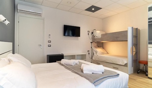 Habitación cuádruple Confort