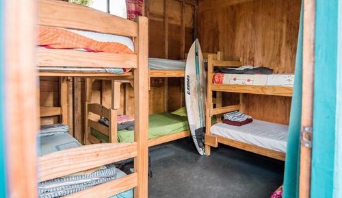 Dormitorio compartido estándar, solo para mujeres, baño compartido