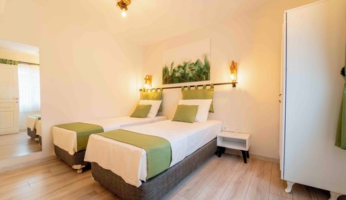 Suite estudio Deluxe, 1 habitación, vistas al jardín