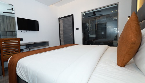 Suite familiar