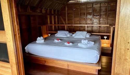 Cabaña, baño privado, vistas al mar (Casa Marina)