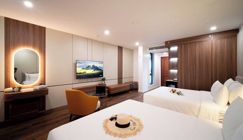 Habitación cuádruple, balcón