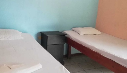 Habitación estándar con 2 camas individuales
