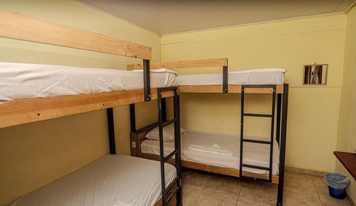 Habitación cuádruple estándar