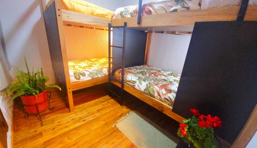 Dormitorio compartido, dormitorio mixto