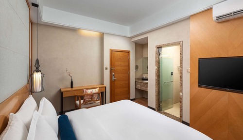 Habitación, 1 cama de matrimonio grande, no fumadores (Elegant)