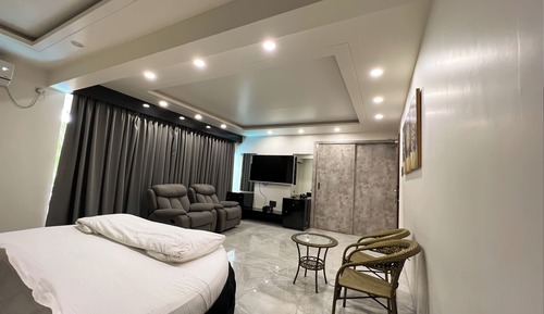 Paradise Suite with Private Pool