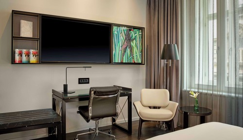 Habitación, vistas al patio (Art Room)