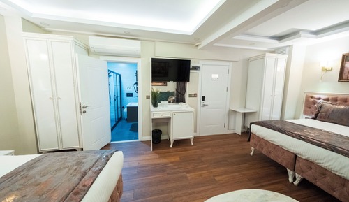 Habitación cuádruple económica