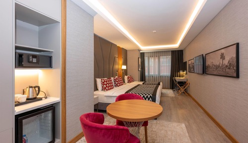Executive Triple Room, 1 King Bed with 1 Single Bed