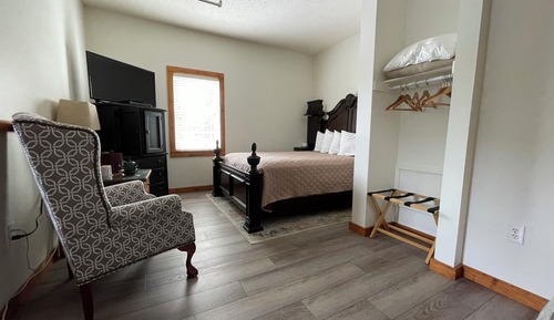 Standard Room 201