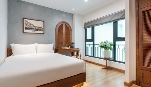 Peach Double Deluxe Room