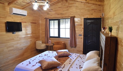 Premium Bungalow
