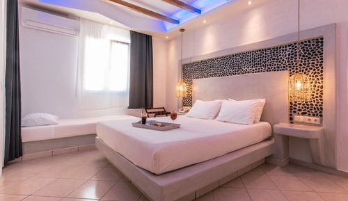 Habitación triple Deluxe