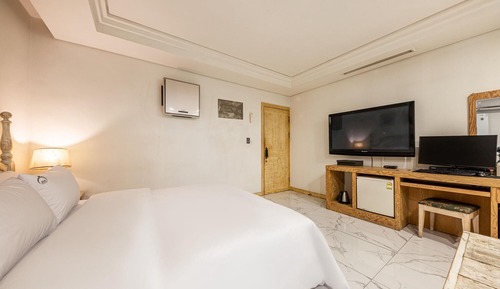 Room (Styler &amp; 2-person bathtub standar)
