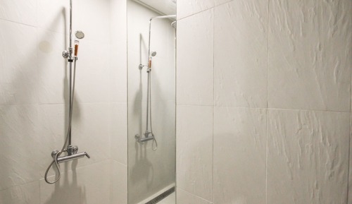 Room (Suite room-large room)