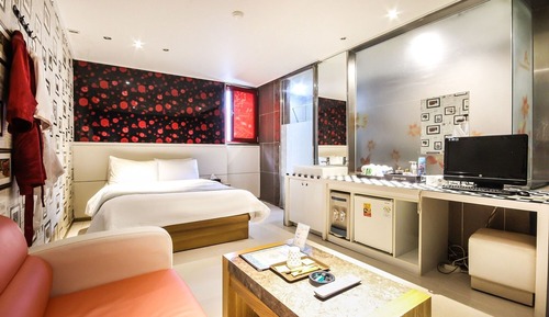 Room (Standard Room)