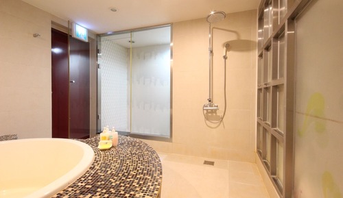 Room (Semi-suite room A (Duplex large batht)