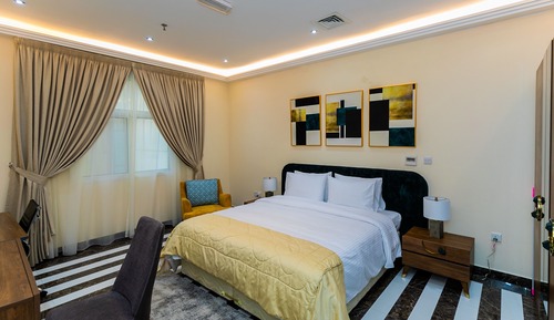 One Bedroom Deluxe Apartment
