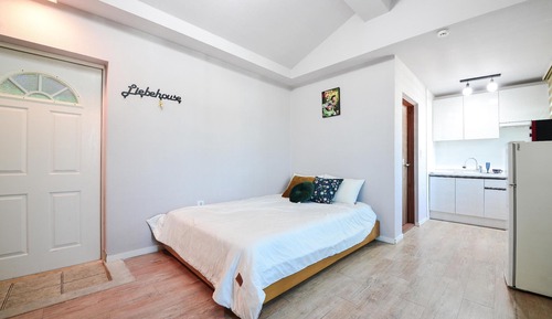 Habitación básica, 1 habitación (Atom)