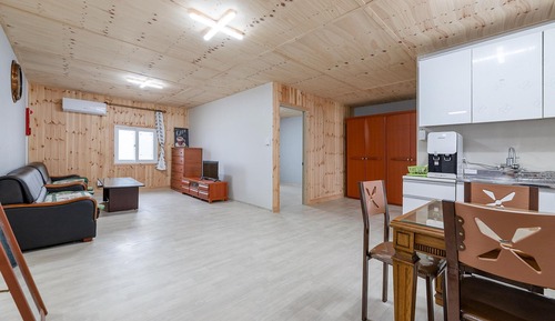 Habitación básica, 2 habitaciones (Dancheroom2)