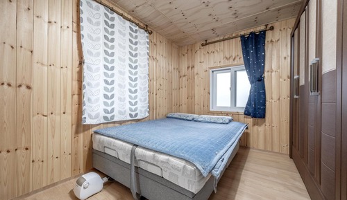 Habitación básica, 2 habitaciones (Dancheroom3)