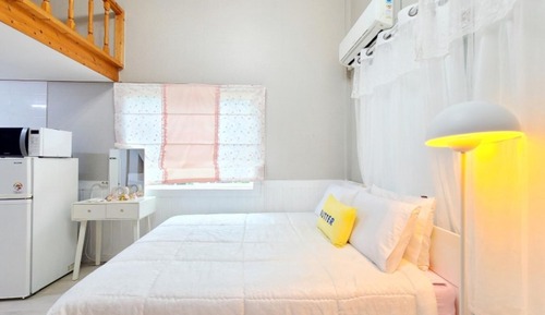 Room (Aloha (Duplex/Private BBQ/Pet Compani)