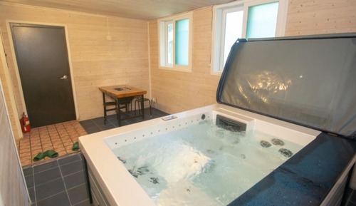 Room (Couple Spa 101)