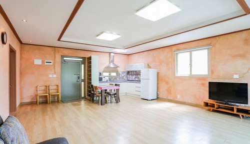 Room (2nd floor group)