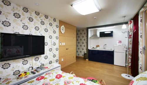 Room (Complex B Dreaming (No 301))