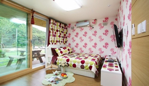 Room (Complex B Bright (No 101))