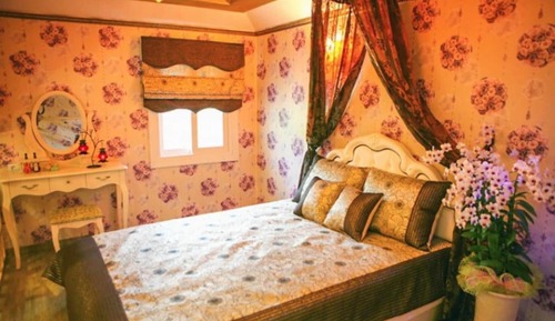 Room (Proposal No 2)