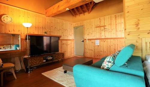 Room (Seaweed Village)