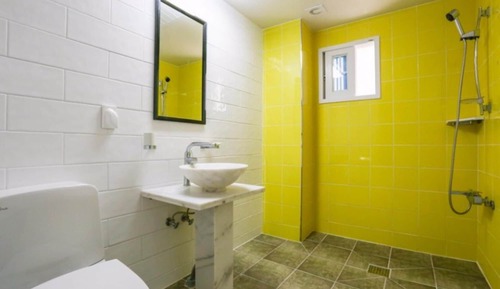 Room (Room 201 (Ocean View))