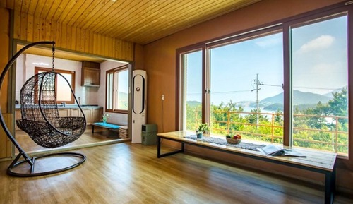 Room (Waikiki Room (Unshared House Duplex))