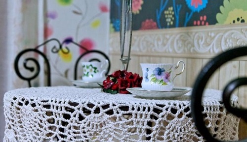 Room (Small and Medium Room 204)
