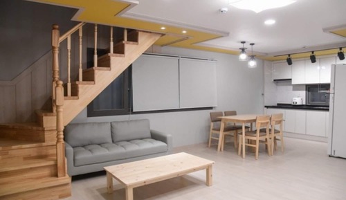Room (Room302(Duplex Room))