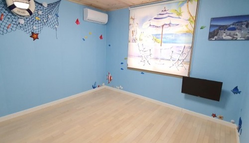 Room (Horizon)