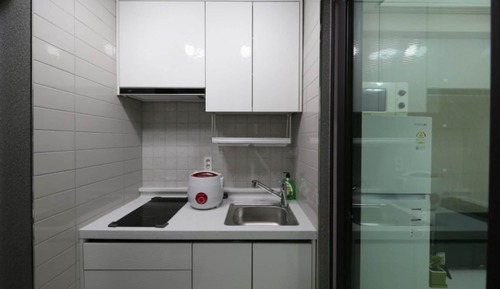 Room (Standard 101)