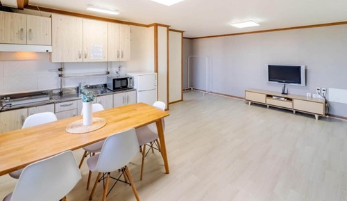 Room (Room 301 (Ocean View) - 1st floor (up)