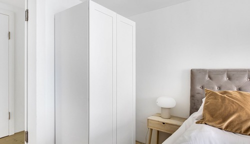 Apartamento, 2 habitaciones, balcón, vistas a la ciudad