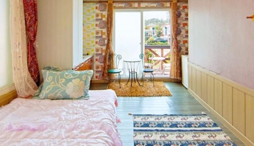 Room (Medium bed)