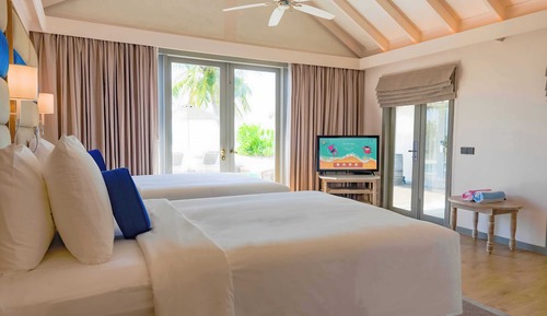 Suite familiar, 2 habitaciones, piscina privada, vistas a la playa