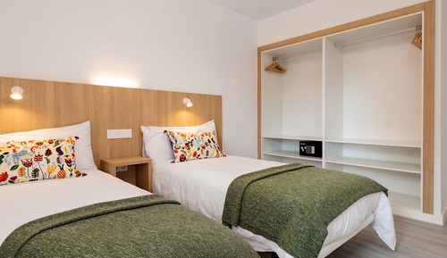 Apartamento Superior con balcón