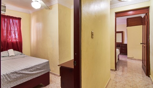Apartamento, 2 habitaciones, balcón, vistas a la ciudad