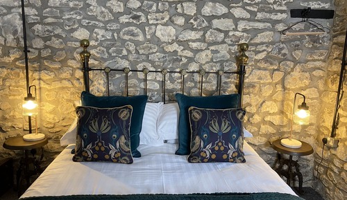 Suite Confort, baño privado (BIRCH ROOM)
