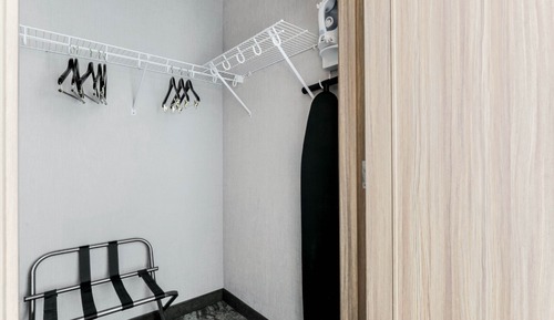 Suite, 1 cama de matrimonio grande con sofá cama